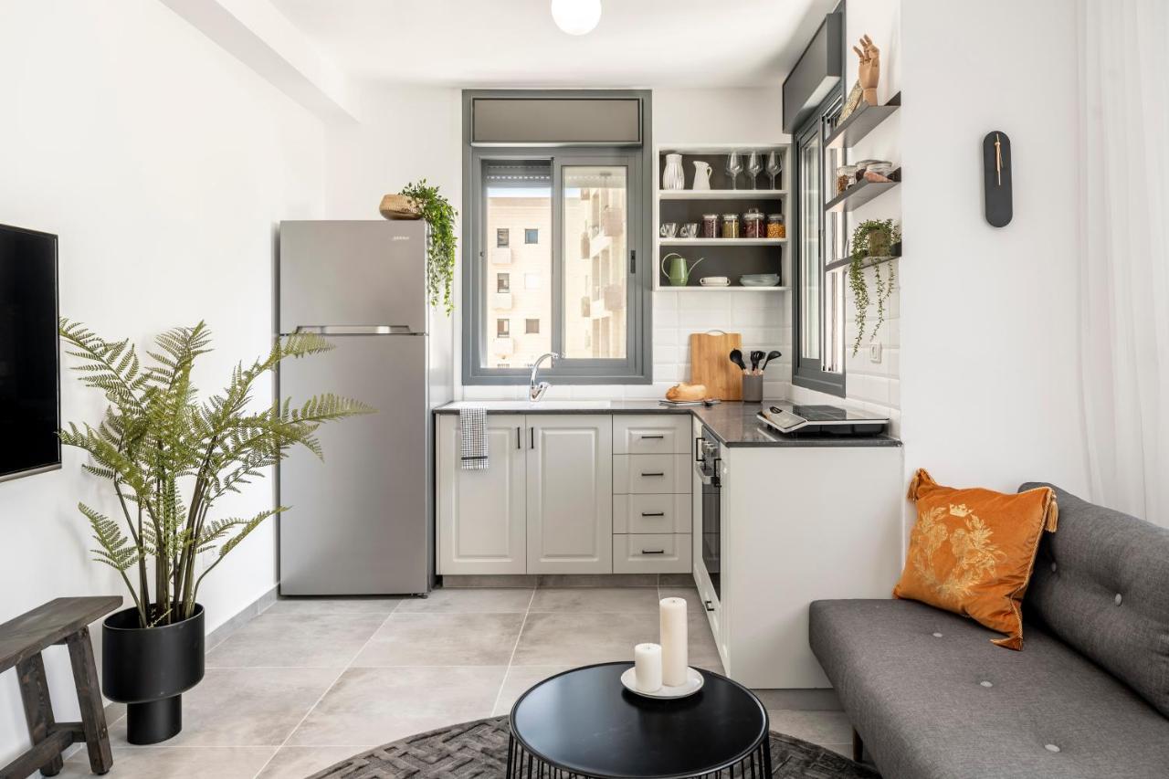 Mr. Agrippa - By Tlv2Go Apartment Jerusalem Exterior photo