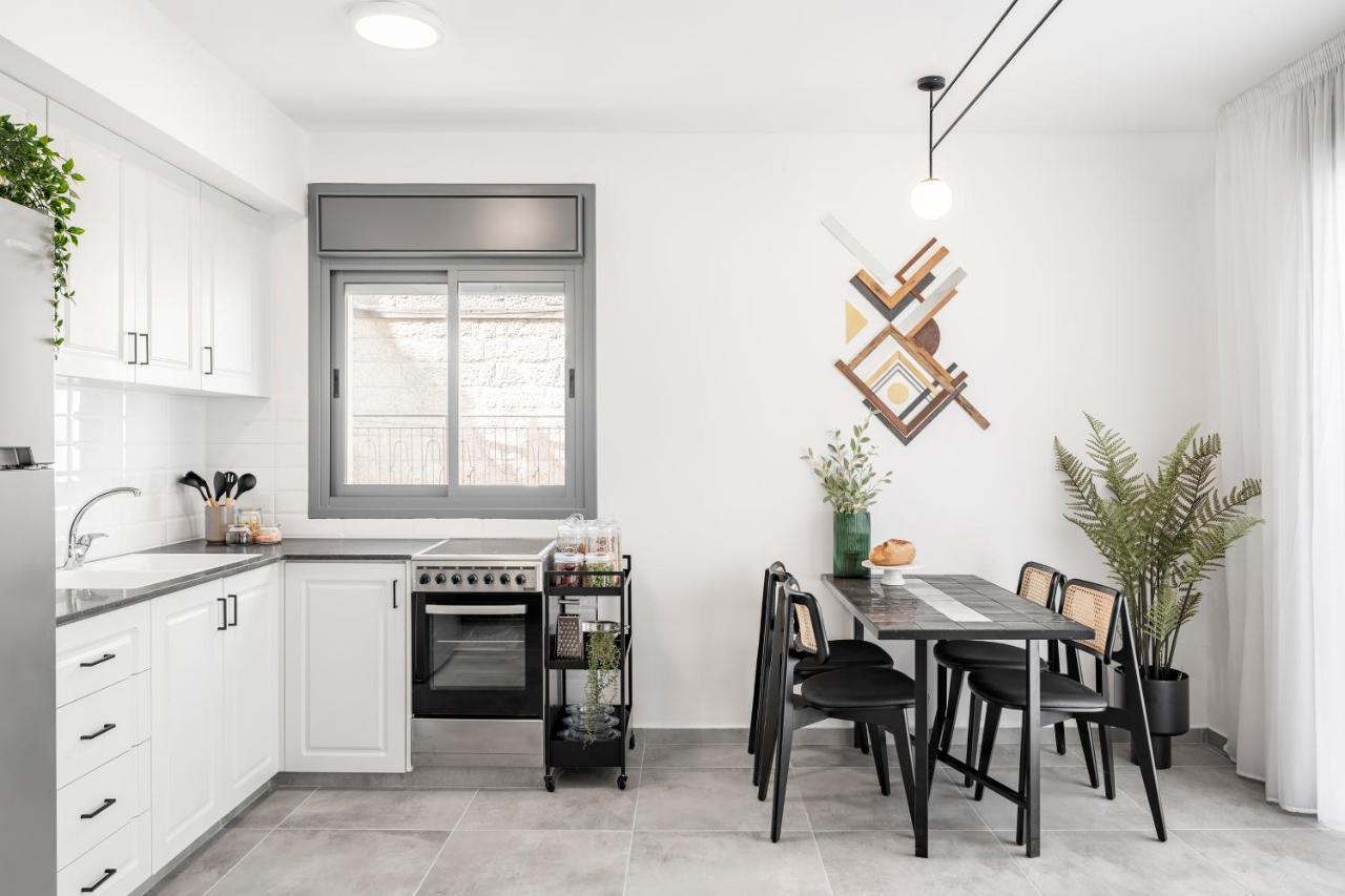 Mr. Agrippa - By Tlv2Go Apartment Jerusalem Exterior photo