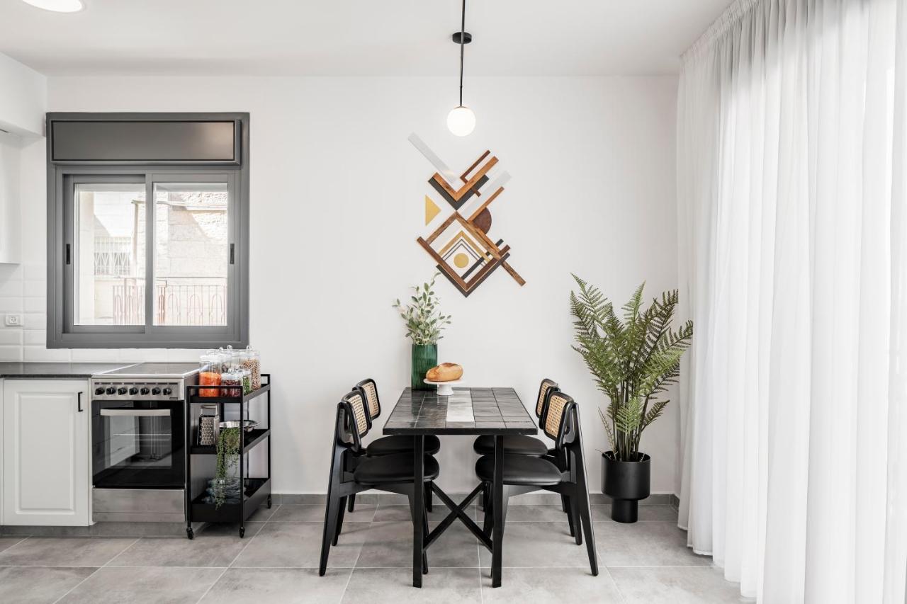 Mr. Agrippa - By Tlv2Go Apartment Jerusalem Exterior photo