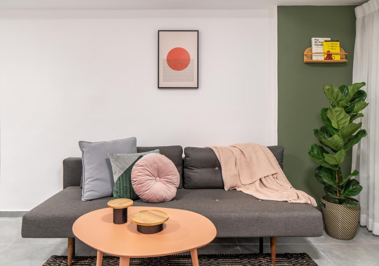 Mr. Agrippa - By Tlv2Go Apartment Jerusalem Room photo