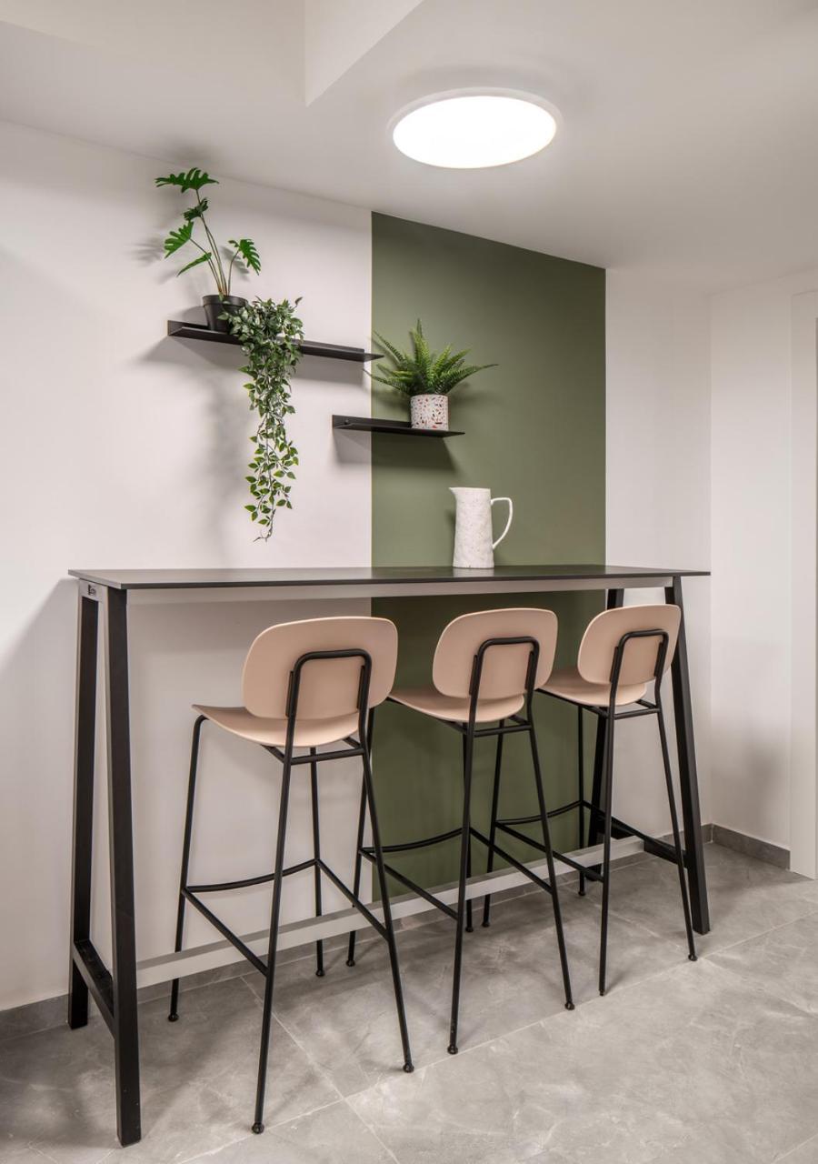 Mr. Agrippa - By Tlv2Go Apartment Jerusalem Room photo